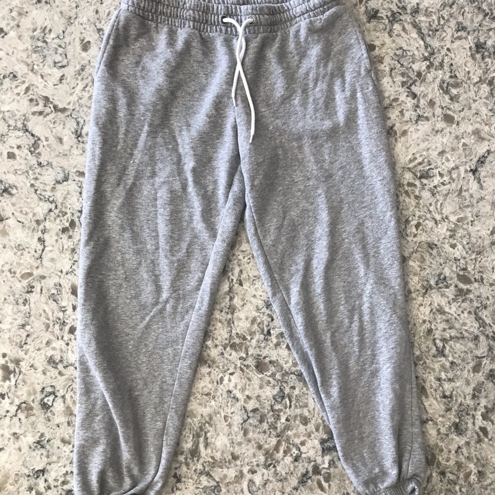 Old navy women’s gray sweatpants